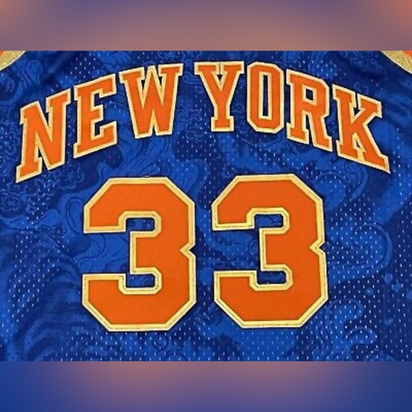 Mitchell & Ness Mens NY Knicks Patrick Ewing Chinese Lunar New Year Jersey - Picture 3 of 6